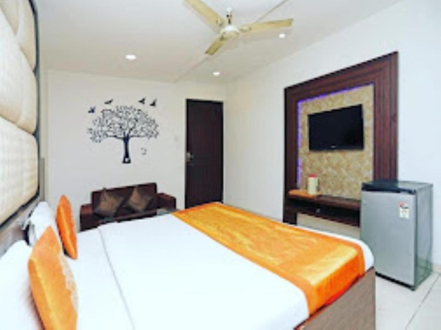 The Gagan Plaza Hotel Kanpur Ngoại thất bức ảnh